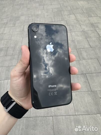 iPhone Xr, 64 ГБ