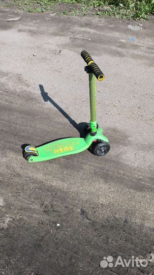 Самокат детский трехколесный бу