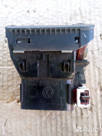 Дефлектор панели правый Volkswagen Passat B5