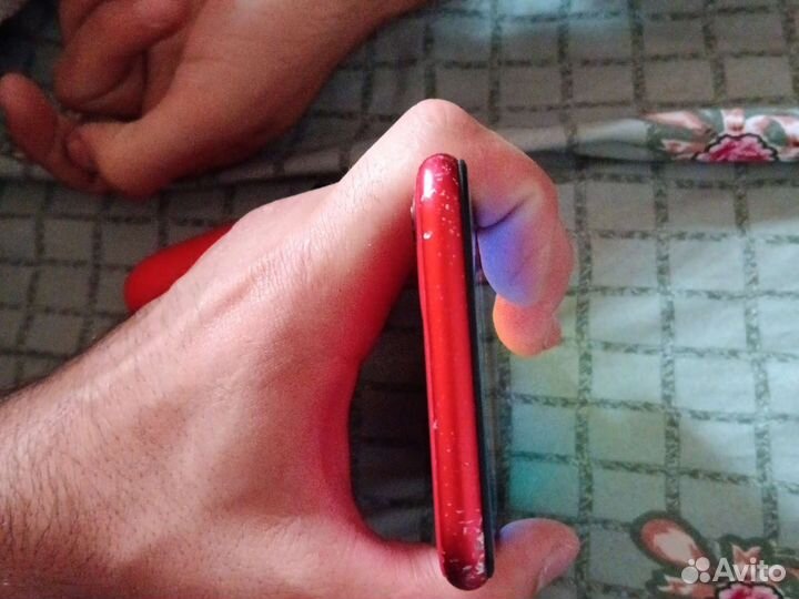 Телефон iPhone 11