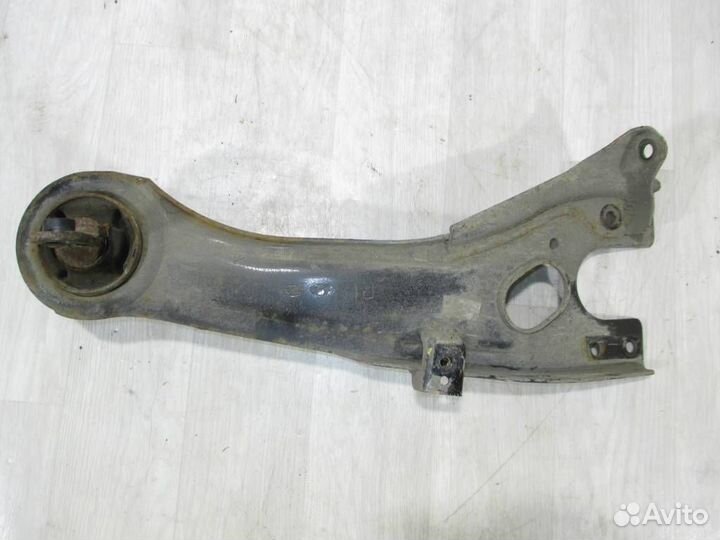 Рычаг задний продольный правый для Kia Ceed 2007