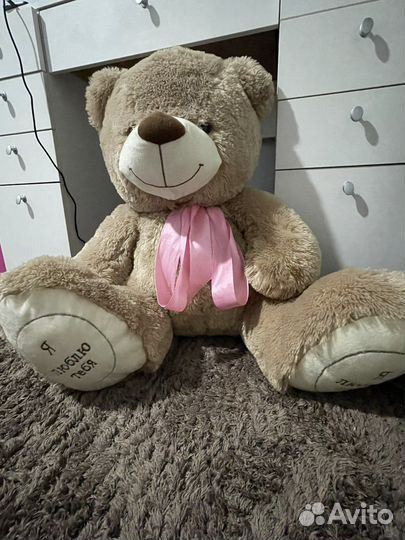 Плюшевый медведь
