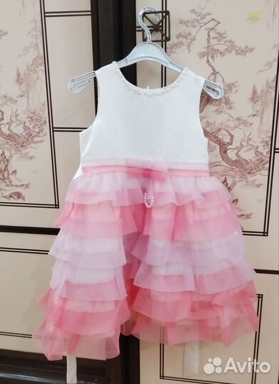 Нарядное платье для девочки 110 116