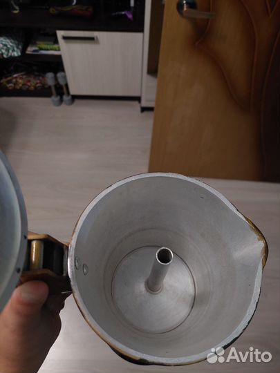 Гейзерная кофеварка