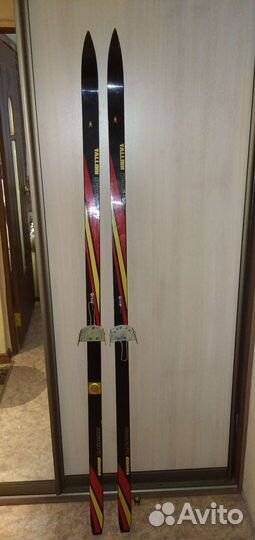 Беговые лыжи