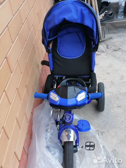Детский велосипед с ручкой новый