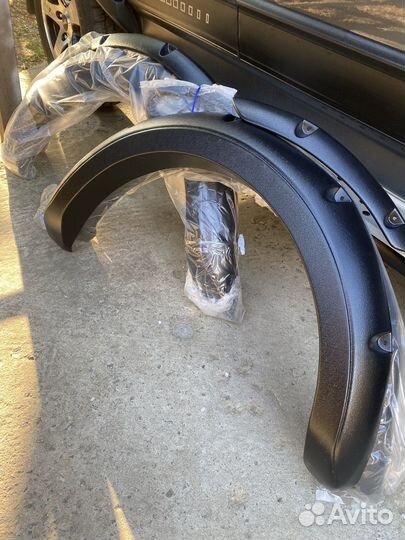 Тюнинг на Ваз 2131 Нива- 5 дв Накладки-фендеры