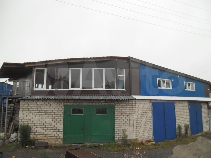 Гараж, > 30 м²