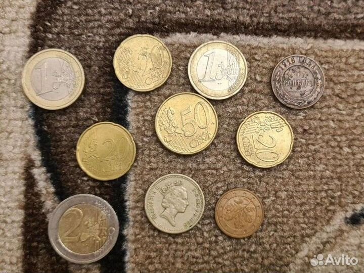 Монеты и купюры из личной коллекции