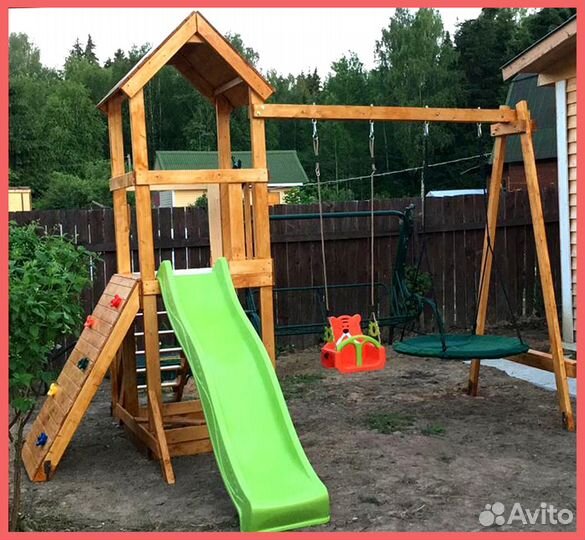 Детская игровая спортивная площадка