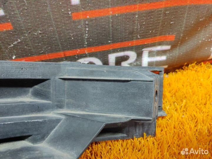 Крепление бампера заднее левое Bmw 7-Series E65