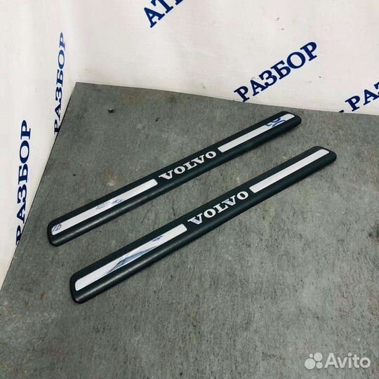 Volvo S60 Накладка порога (Авторазбор Атп)