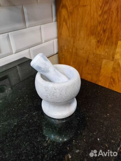 Ступка с пестиком мраморная
