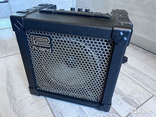 Гитарный комбоусилитель