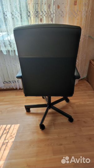 Компьютерное кресло Икеа Миллбергет (Новое)