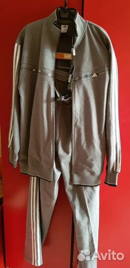 Спортивный мужской костюм adidas