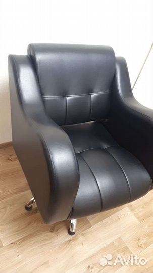 Парикмахерское кресло