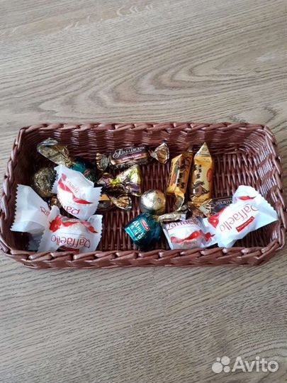 Подносы из лозы