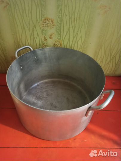 Кастрюли