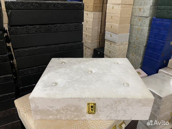 Шкатулки коробки для скатерти пледа