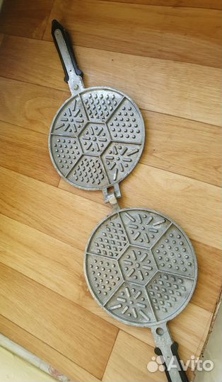 Форма для печенья. Пароварка для кастрюли. СССР