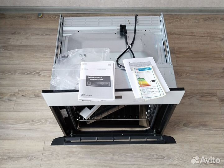 Встраиваемый духовой электрический шкаф