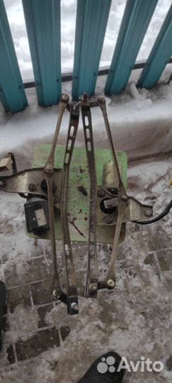 Моторчик дворников с трапецией на ваз 2114