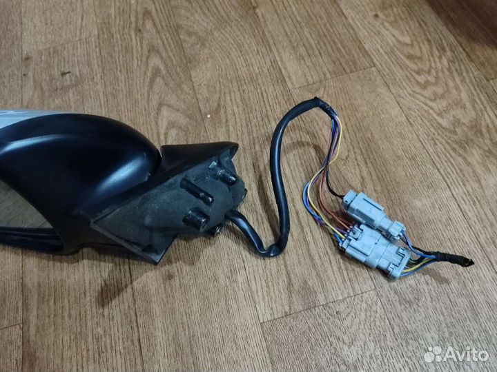 Зеркало левая Ниссан teana j 31,7 контактов