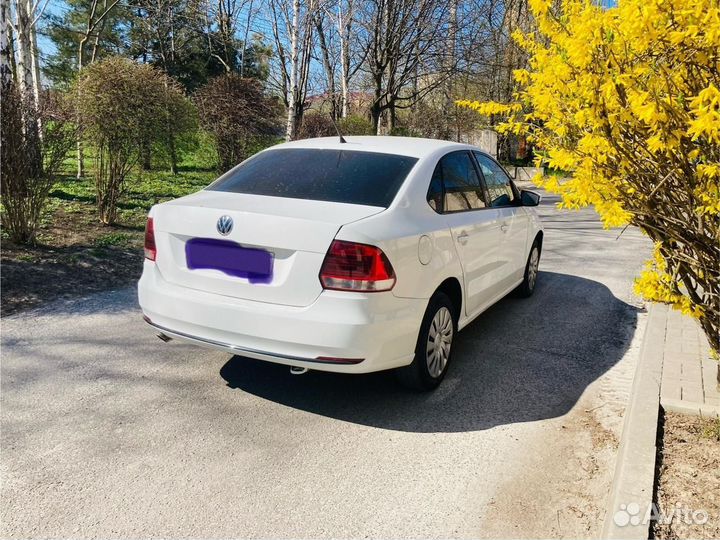 Volkswagen Polo 1.6 AT, 2015, 300 000 км