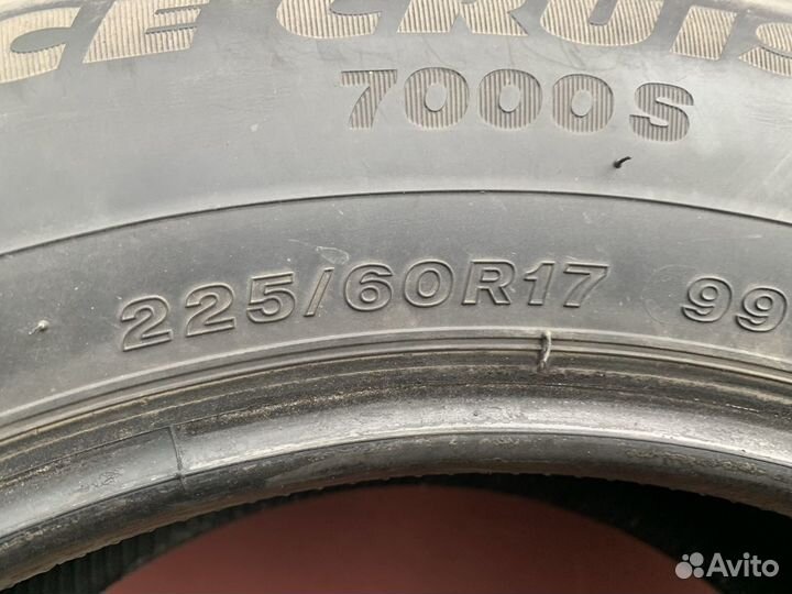 Bridgestone Ice Cruiser 7000S 225/60 R17