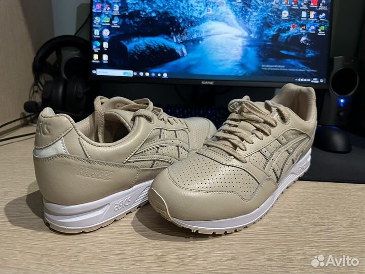 Кроссовки Asics gel saga 46 eu