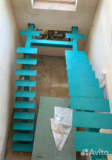 Лестница в коттедж