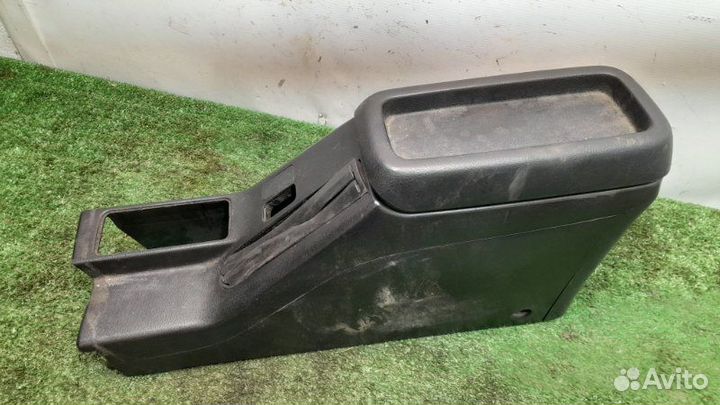 Подлокотник Honda Accord 5 англия 2.0 F20Z2 1995