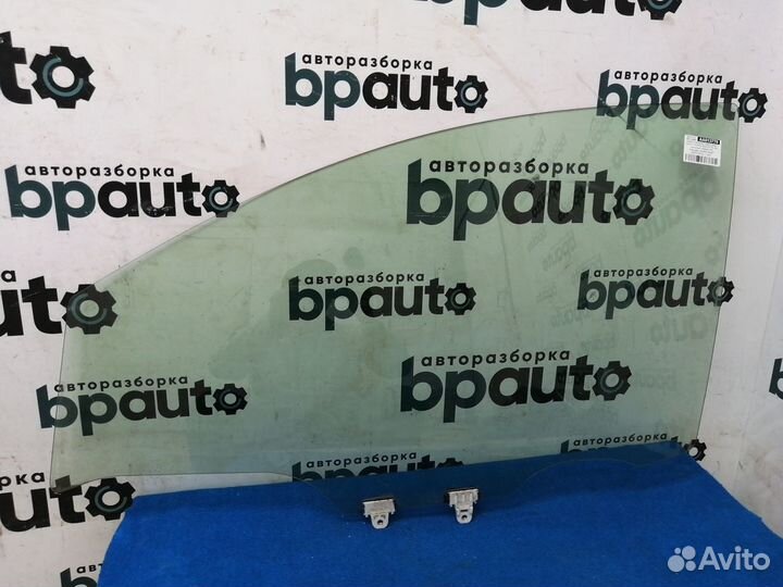 Стекло передней левой двери 80301-9U000 Nissan