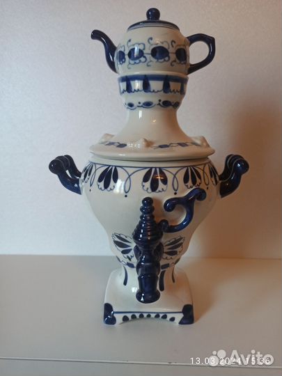 Самовар фарфоровый гжель