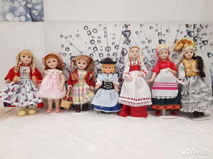 Коллекционные куклы фарфоровые