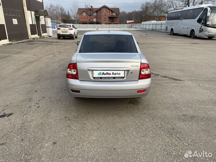 LADA Priora 1.6 МТ, 2011, 190 330 км