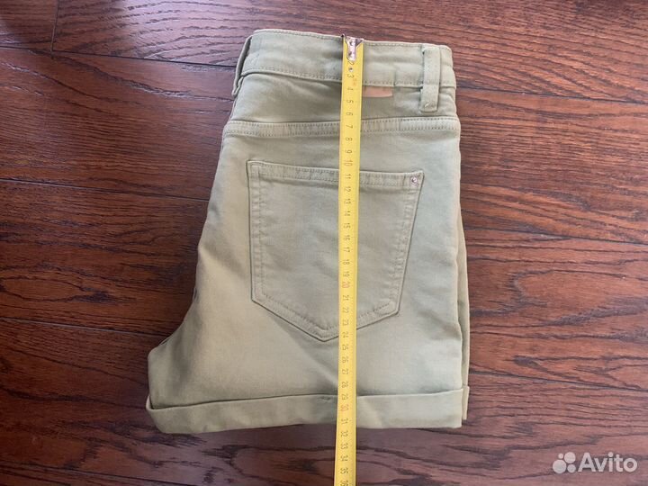 Джинсовые шорты