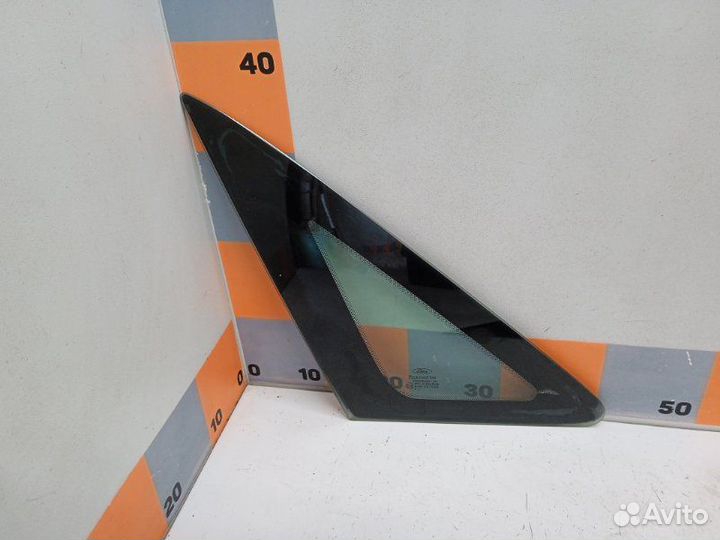 Стекло глухое зад. левое Ford Focus 1 1.8 1998