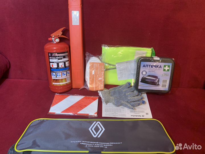 Дорожный набор Renault