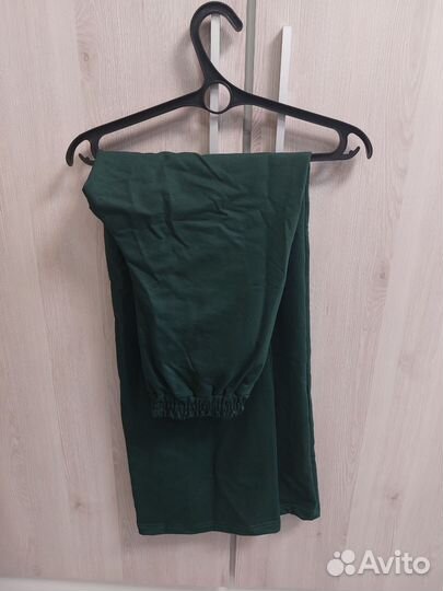 Спортивный костюм женский