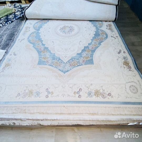 Ковер новый