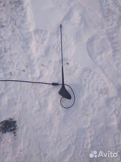 Антенна на крышу ситроен с 3 08 год