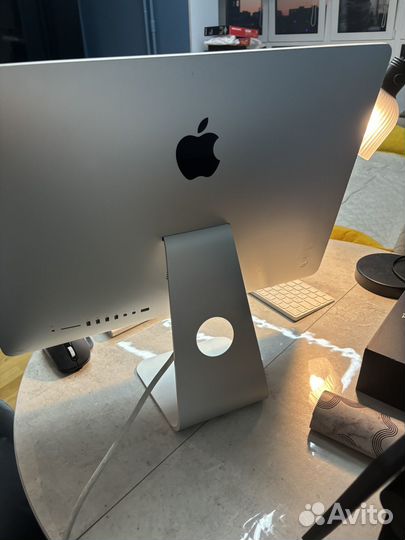 Apple iMac 21.5 2015 8/1tb