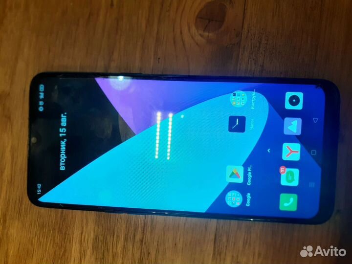 Телефон Realme c3