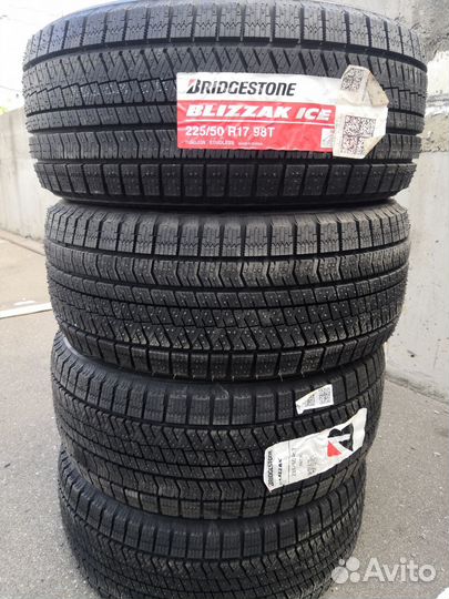 Bridgestone Blizzak Ice 225/50 R17