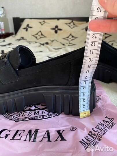 Лоферы женские черные 37 размер