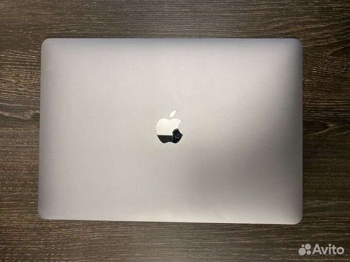 Macbook pro 13 retina 2017 i5 8Gb