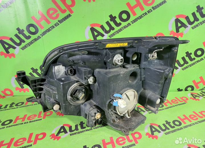 Фара toyota voxy AZR60G 28154 передняя правая
