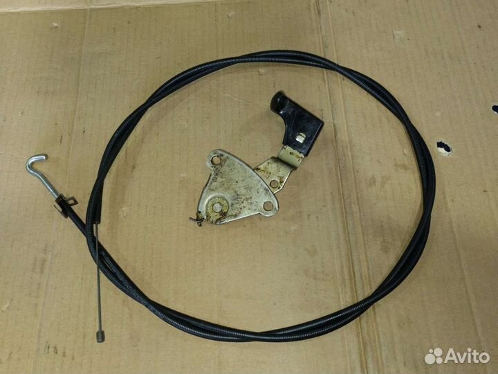 Трос капота Москвич 2141